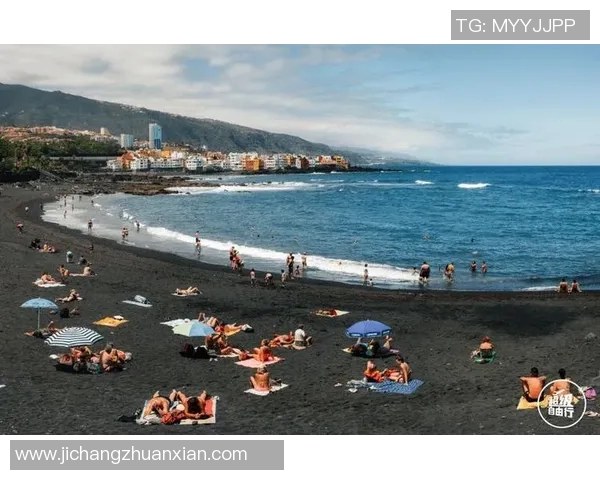足球明星与爱妻海岛度假奇遇记温馨浪漫的夏日旅程 足球明星与爱妻海岛度假奇遇记温馨浪漫的夏日旅程